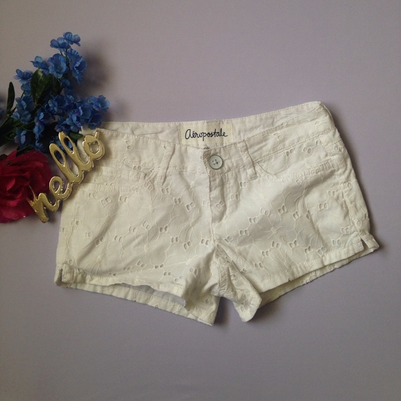 Aeropostale floral Knit shorts - Picture 2 of 4