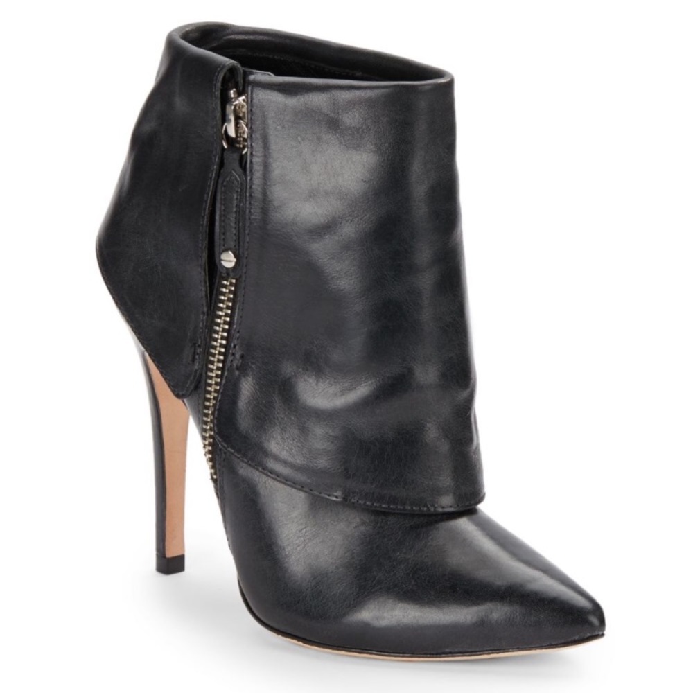 🖤 Alice & Olivia Booties