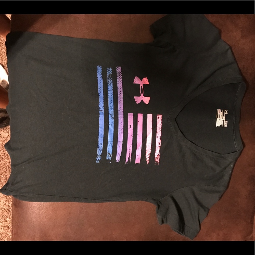 UNDER ARMOUR T-SHIRT