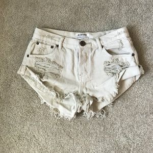 One Teaspoon "Snow" bandit shorts 25