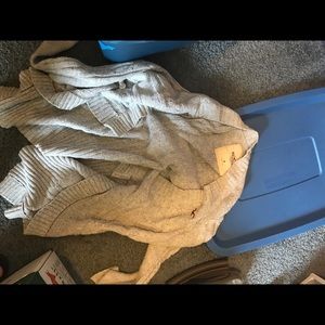 Hollister sweater