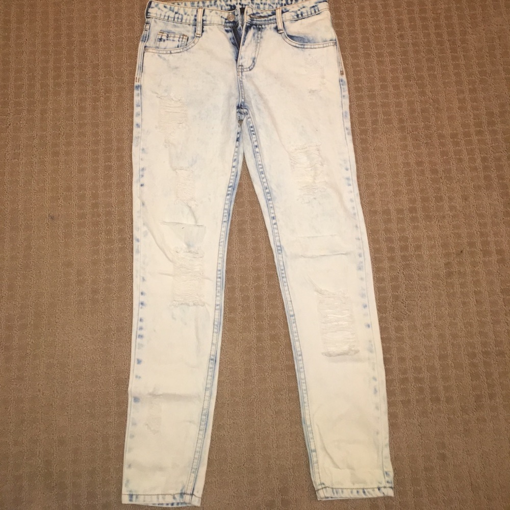 Acid wash jeans