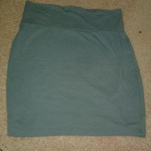 💮Charlotte russe tight olive green skirt💮