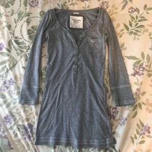 Abercrombie & Fitch long sleeve tee