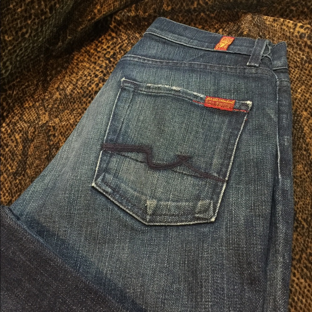 7 For All Mankind Women's Jean size 27