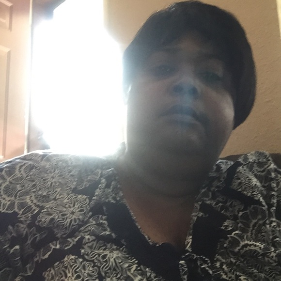 Meet your Posher, Carla - Picture 1 of 1