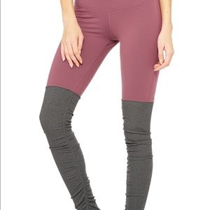 Alo Yoga Goddess Legging - Grenache/Stormy Heather