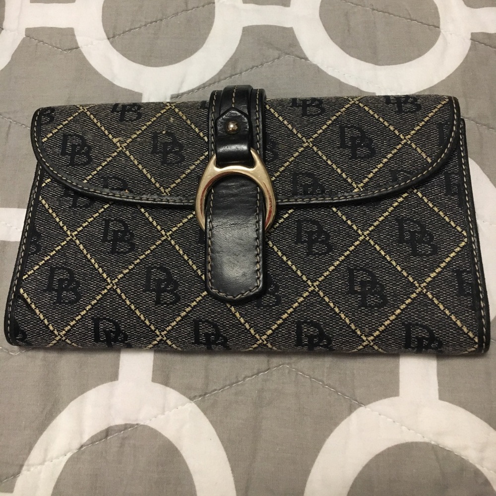 Dooney and Bourke Wallet