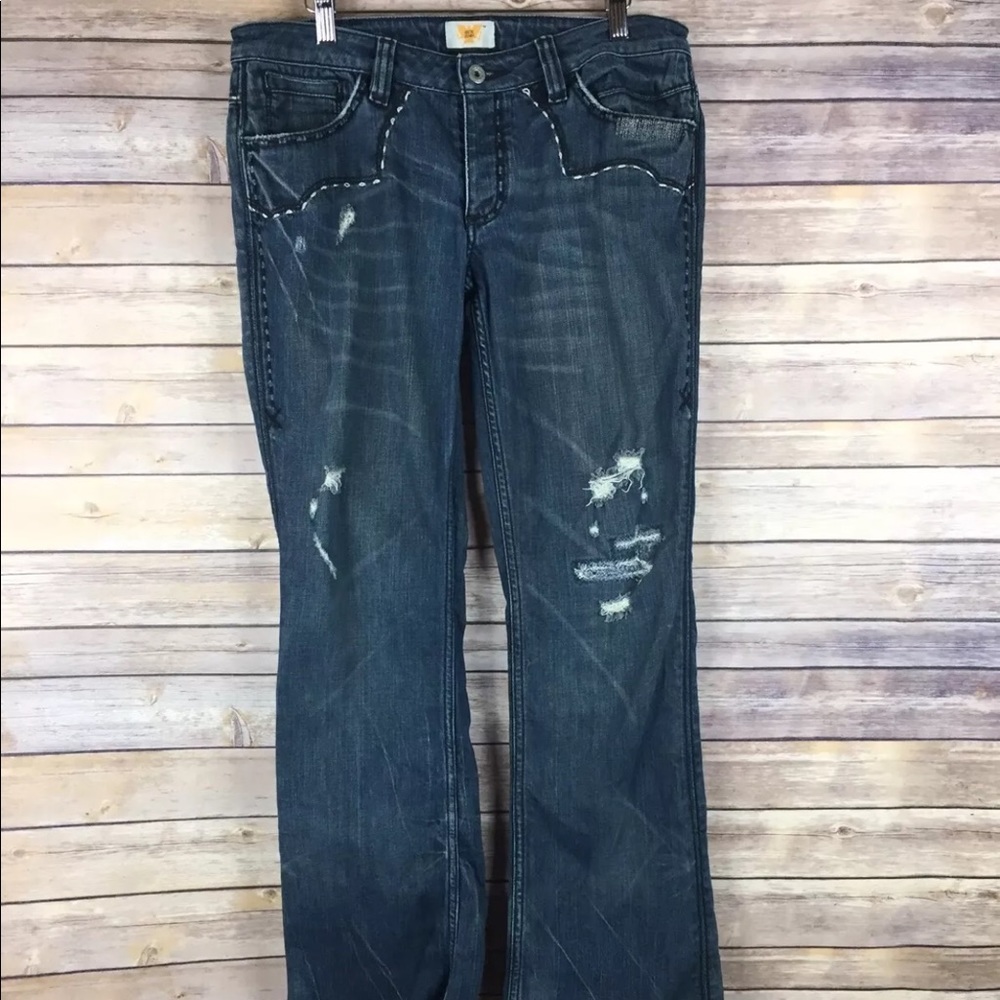ANTIK Denim Distressed Jeans