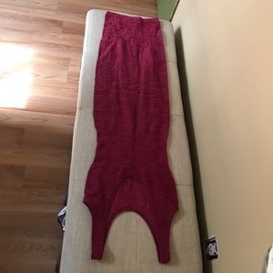 Long stretchy Burgundy dress