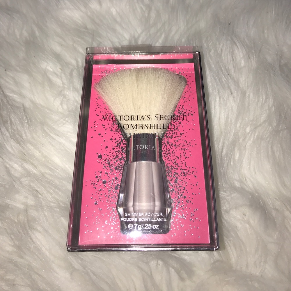 Victoria's Secret bombshell shimmer powder
