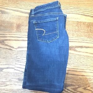 American eagle jeggings. Dark wash.