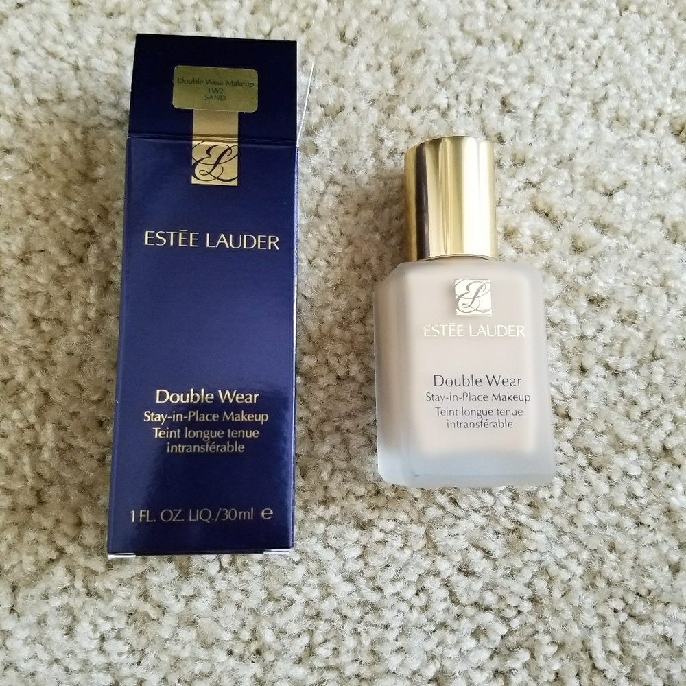 Estee Lauder double wear in 1W2 sand