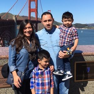 Meet your Posher, Elias