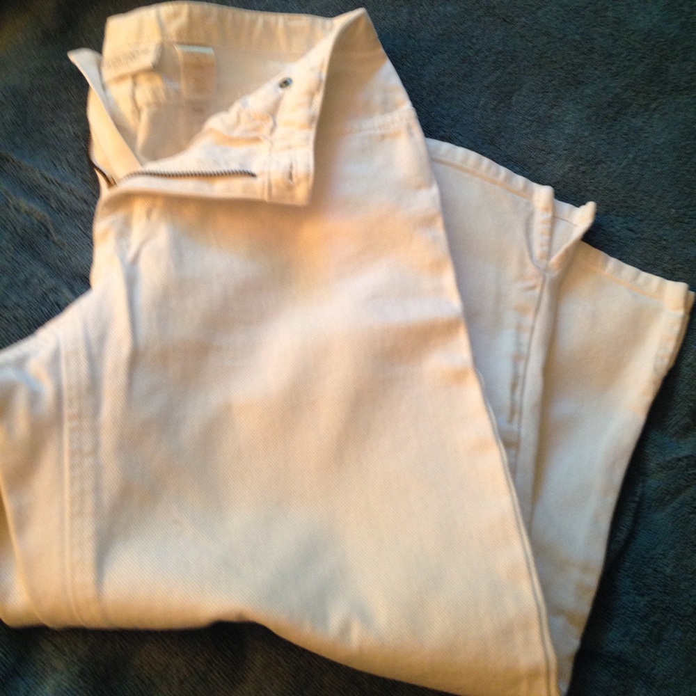 Liz Claiborne Crops
