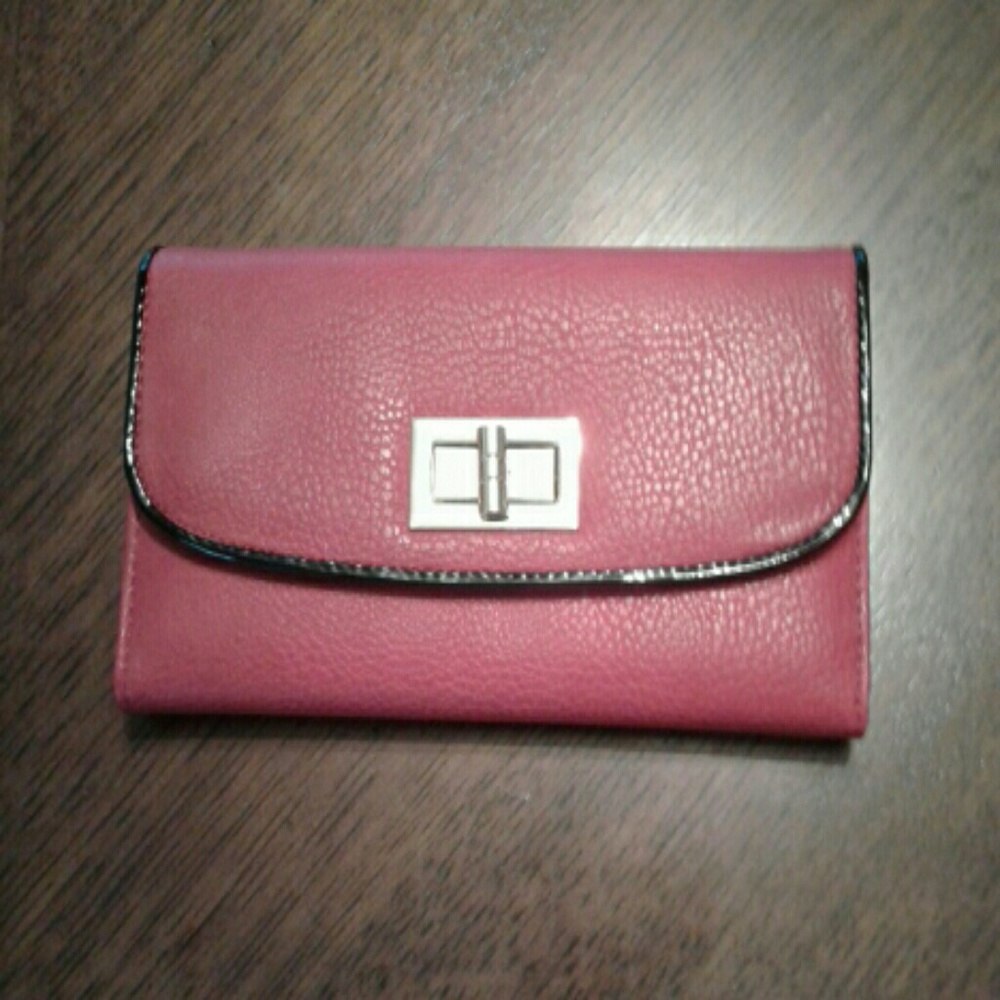 New Directions Clutch