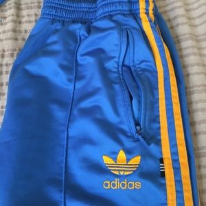 Retro Adidas Sweat Pants!