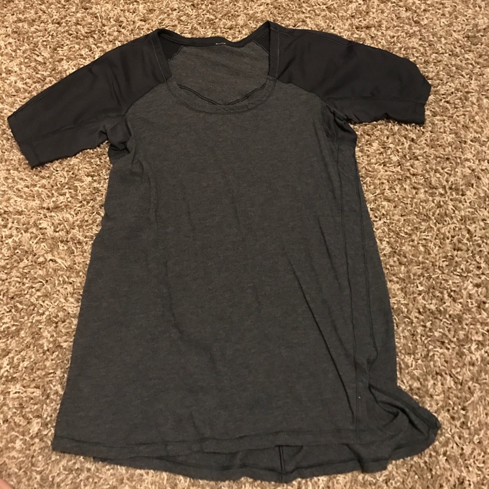 dark grey lululemon T-Shirt