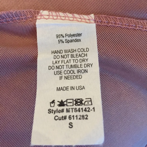 LAST 1 ๐ธ NWT Crushed Velvet Camisole Tank Top - Picture 5 of 5