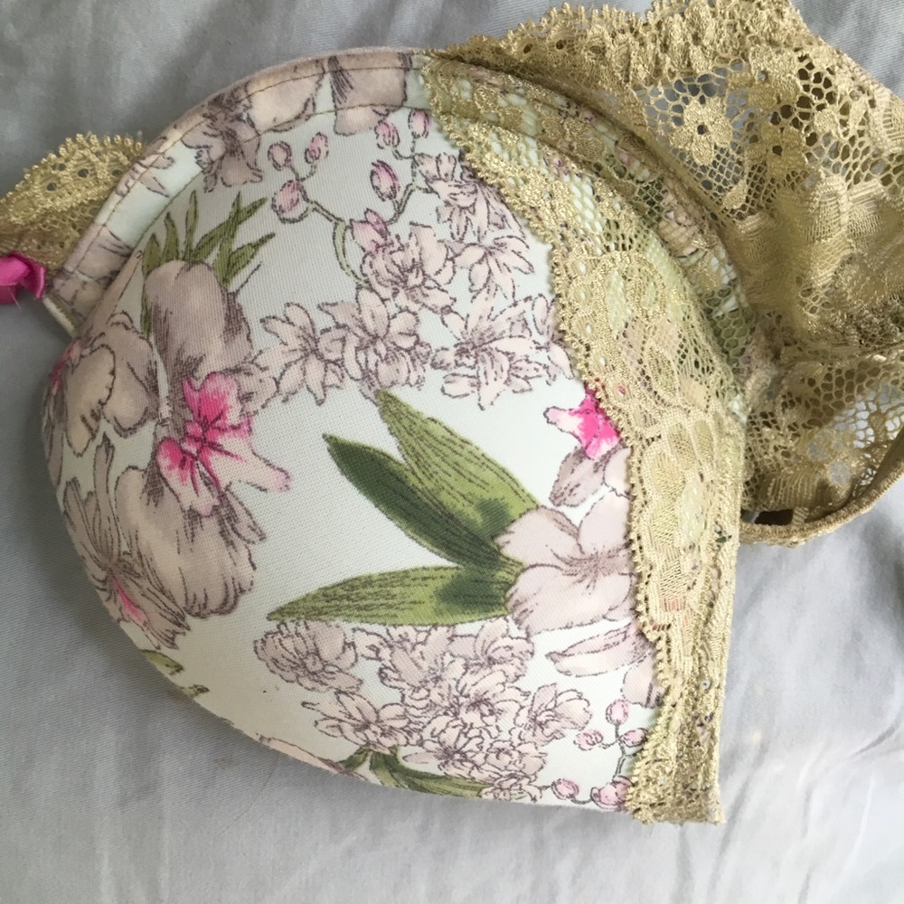 Victoria's Secret dream angel push-up bra