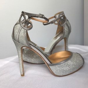 Badgley Mischka Smolder Heels