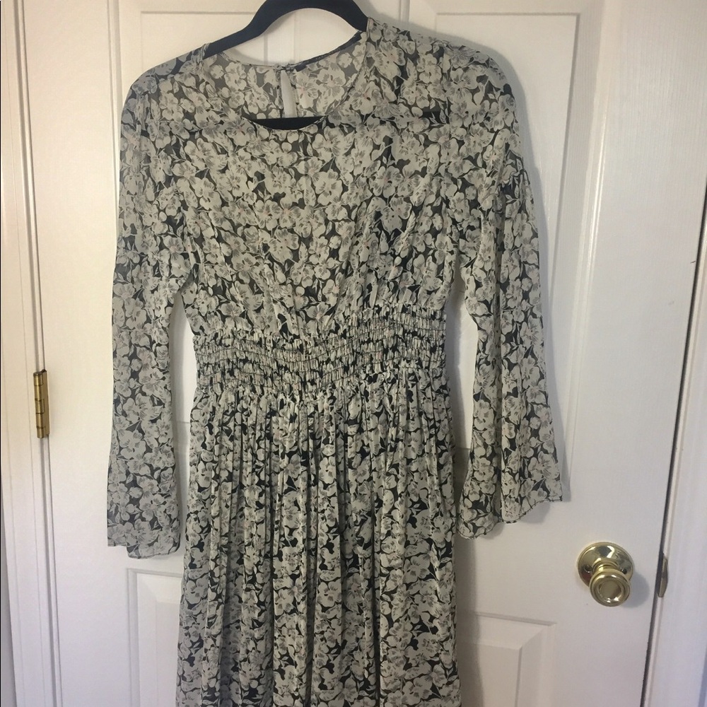NWOT never worn ZARA flowy dress
