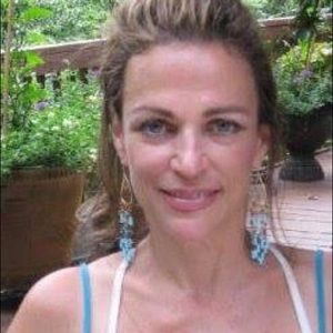 Meet your Posher, Isabel