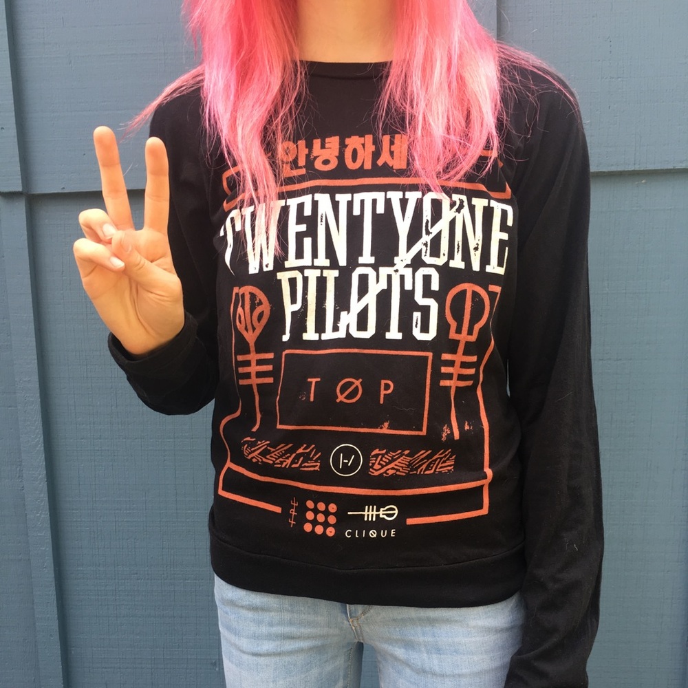 Twenty One Pilots long sleeve tee