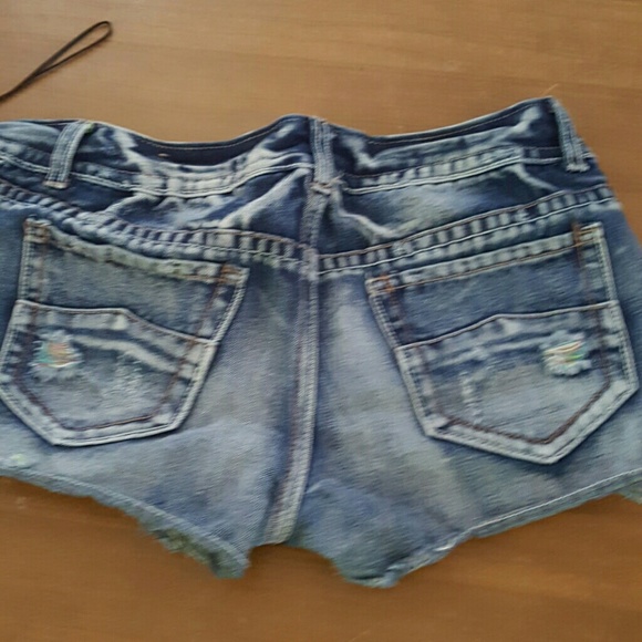 Jean - Picture 2 of 2