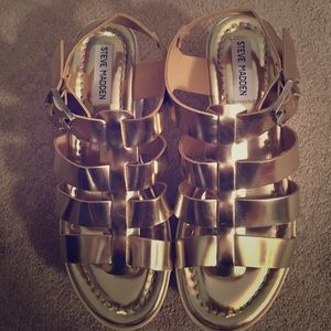 NWOT Steve Madden wedges