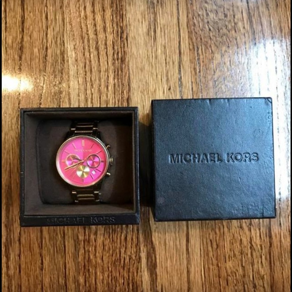 Michael Kors MK5909 Classic Collection Watch