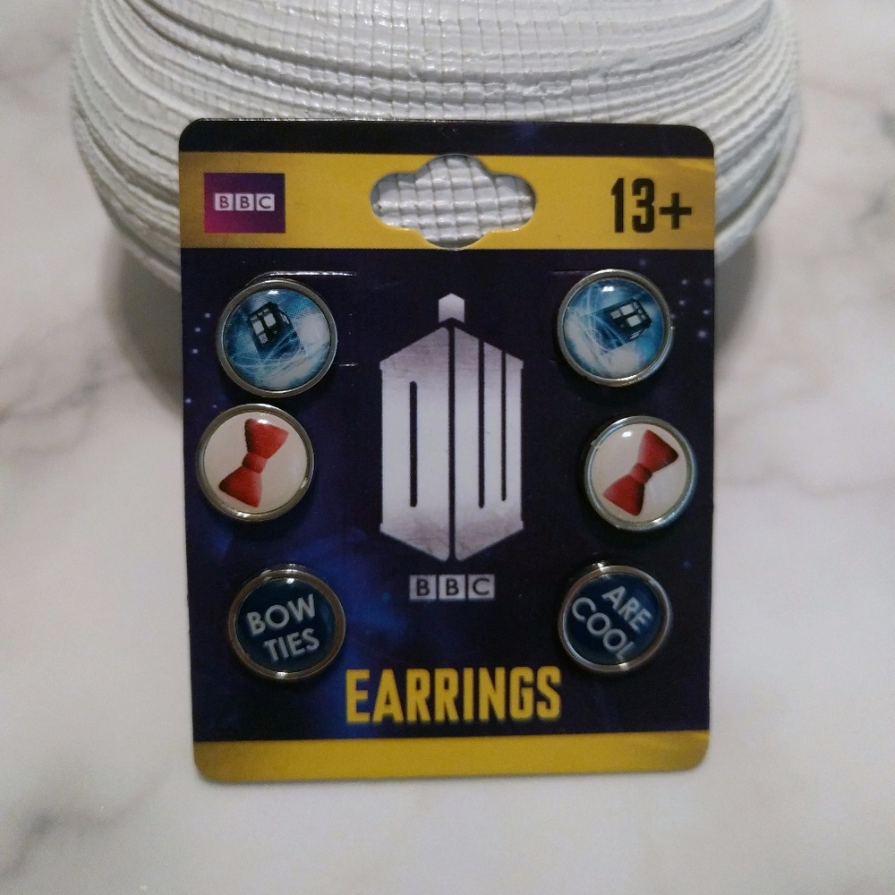 Doctor Who Earrings Set