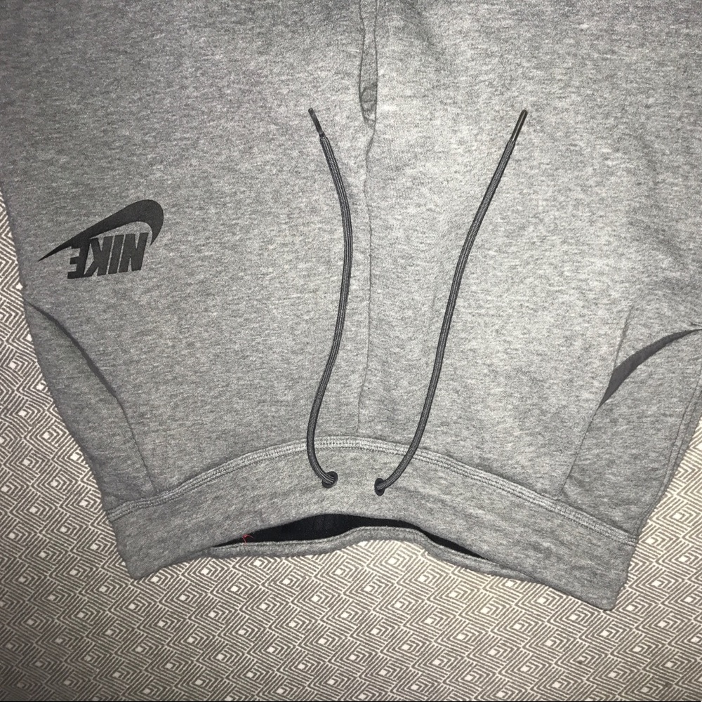 nike jogger sweatpants