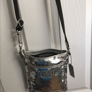 Orginal Sample Authentic Coach cross-body bag