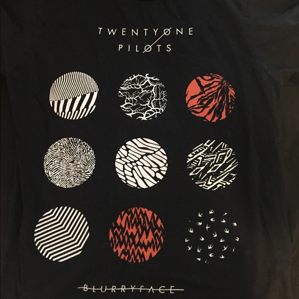 Twenty one pilots t shirt