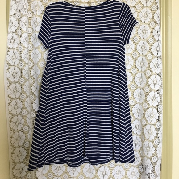 Striped Flow Dress - Picture 3 of 3