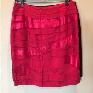 Red ribbon detail short skirt size 8