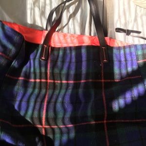 Gap plaid tote