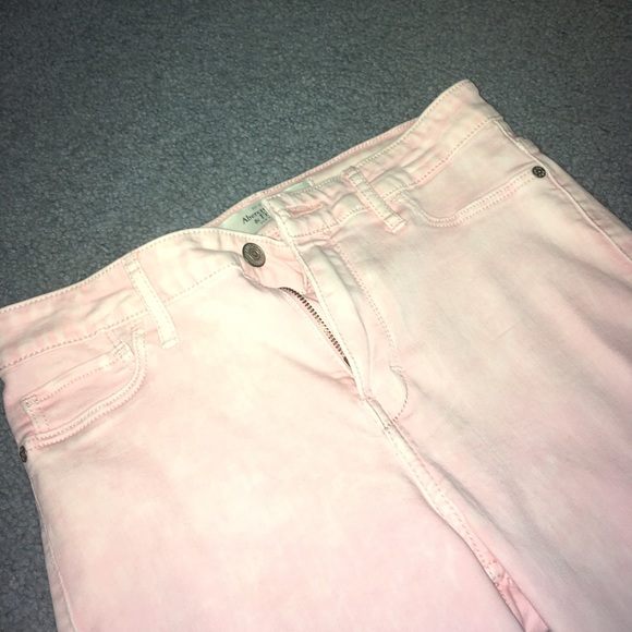 Abercrombie and Fitch Light Pink Jeans - Picture 2 of 3