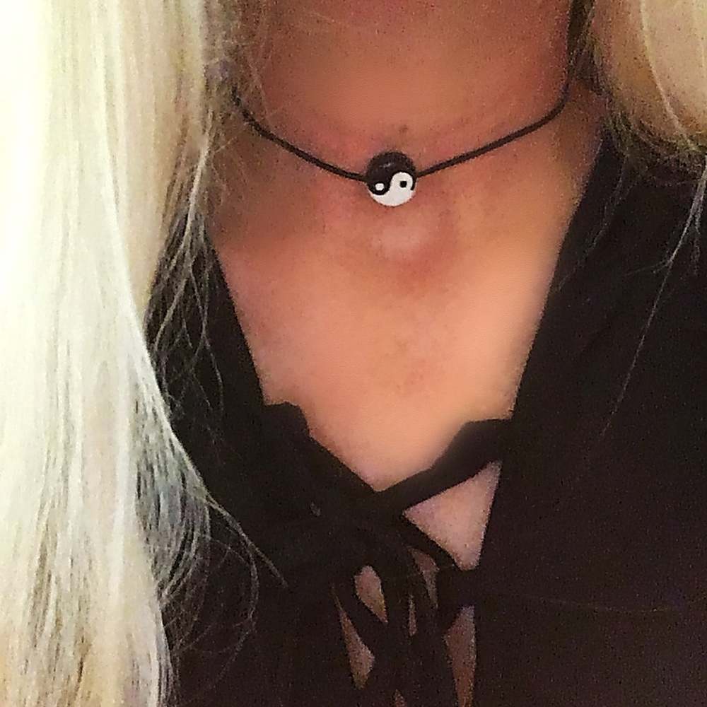 ☯️Yin Yang symbol choker,black leather choker