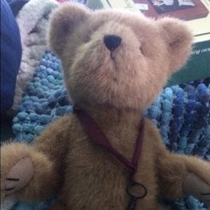 Retired Boyd's Bear [J.P Lockesly]