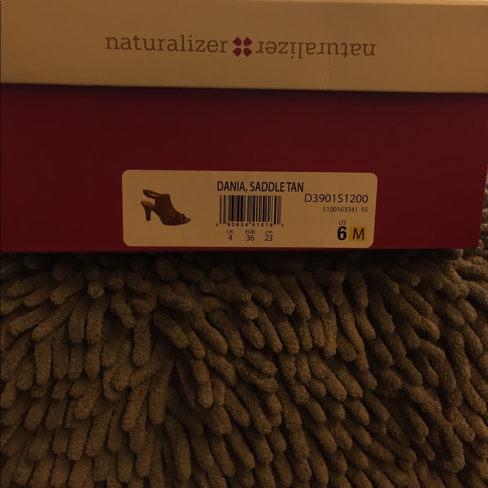 Naturalizer Brown Heels