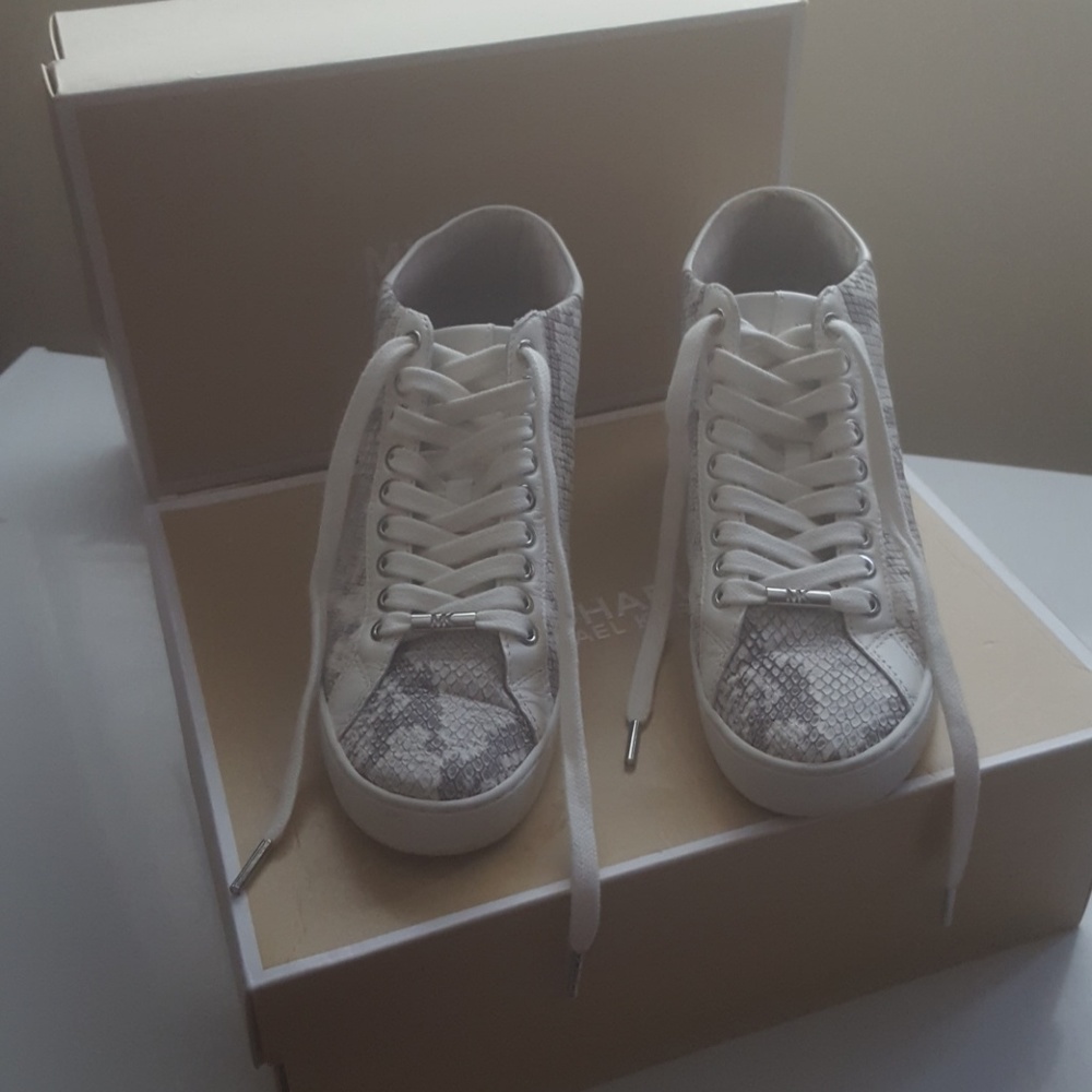 Michael Kors Pratt high-top Embossed leather