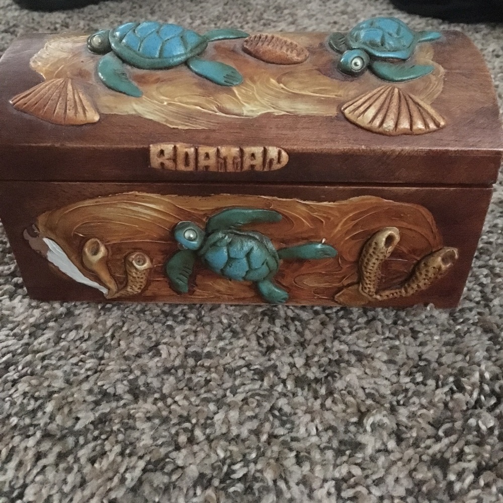 Tropical jewelry box