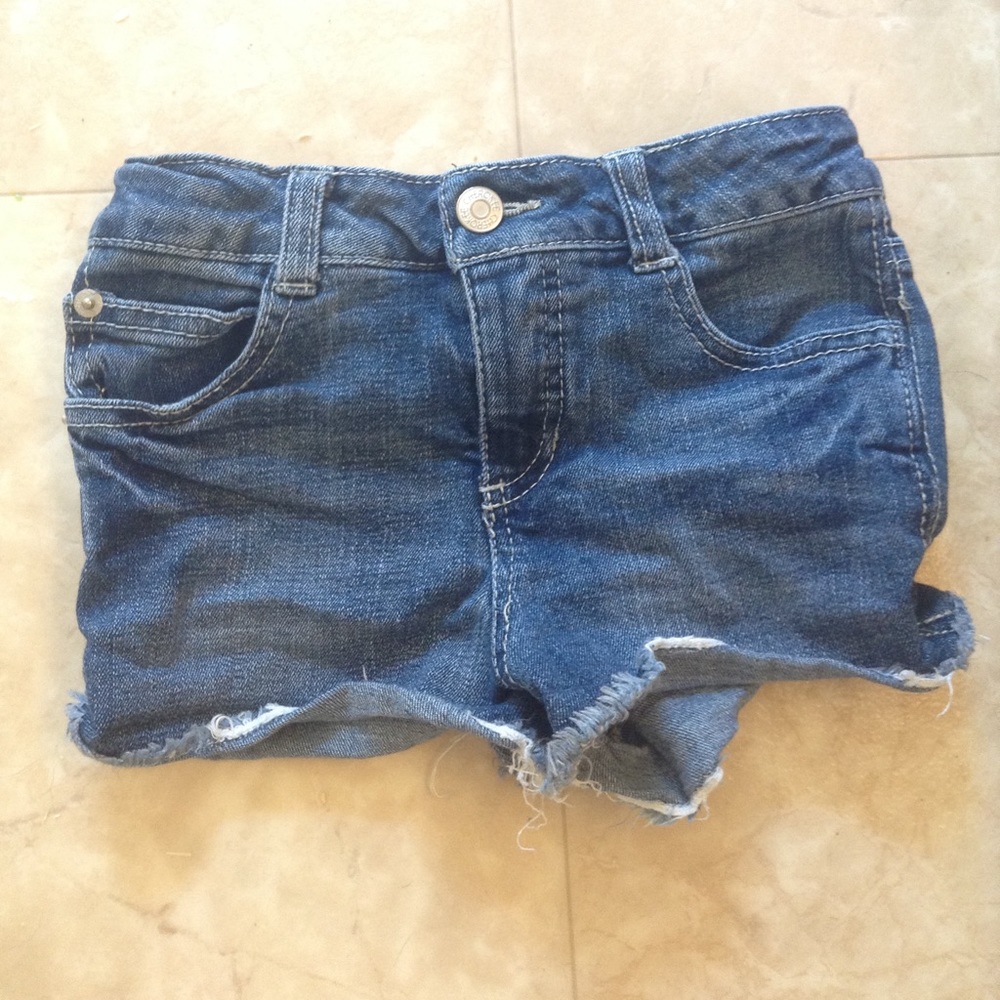Girls trendy shorts