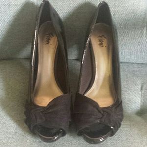 High heels  black shoes