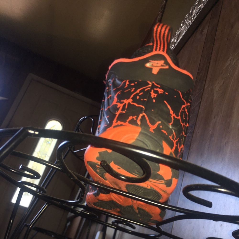 Halloween Foam posite  (used) took the sole out