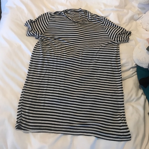 Brandy Melville Dresses & Skirts - Brandy Melville t-shirt dress. One size.