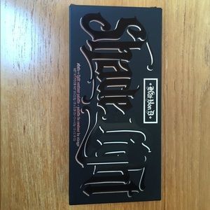 Kat Von D Shade and Light Contour Palette