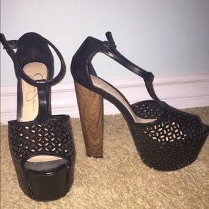 Jessica Simpson heels